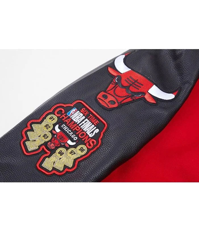 Pro Standard Men's Chicago Bulls Classic Wool Varsity Jacket