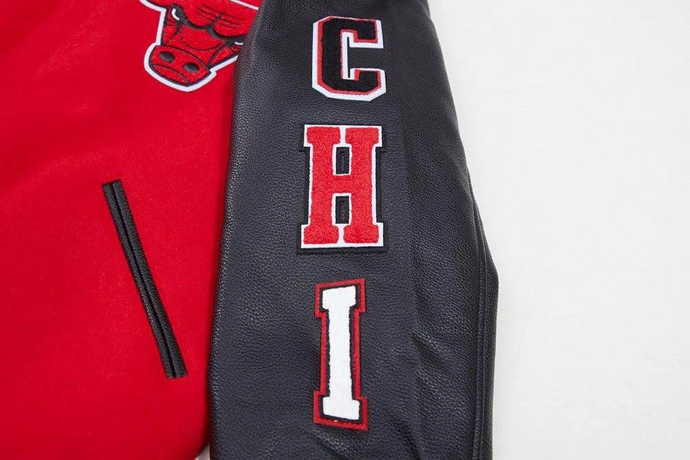 Pro Standard Men's Chicago Bulls Classic Wool Varsity Jacket
